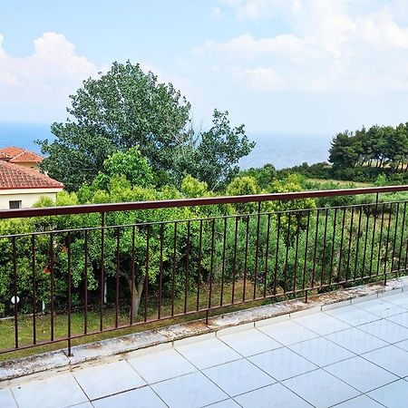 شقة Amazing Sea View Loft, أفيتوس المظهر الخارجي الصورة