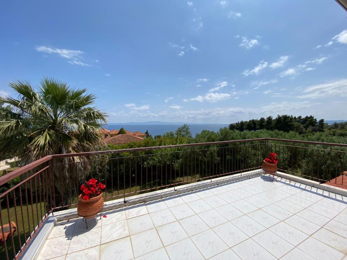 شقة Amazing Sea View Loft, أفيتوس المظهر الخارجي الصورة