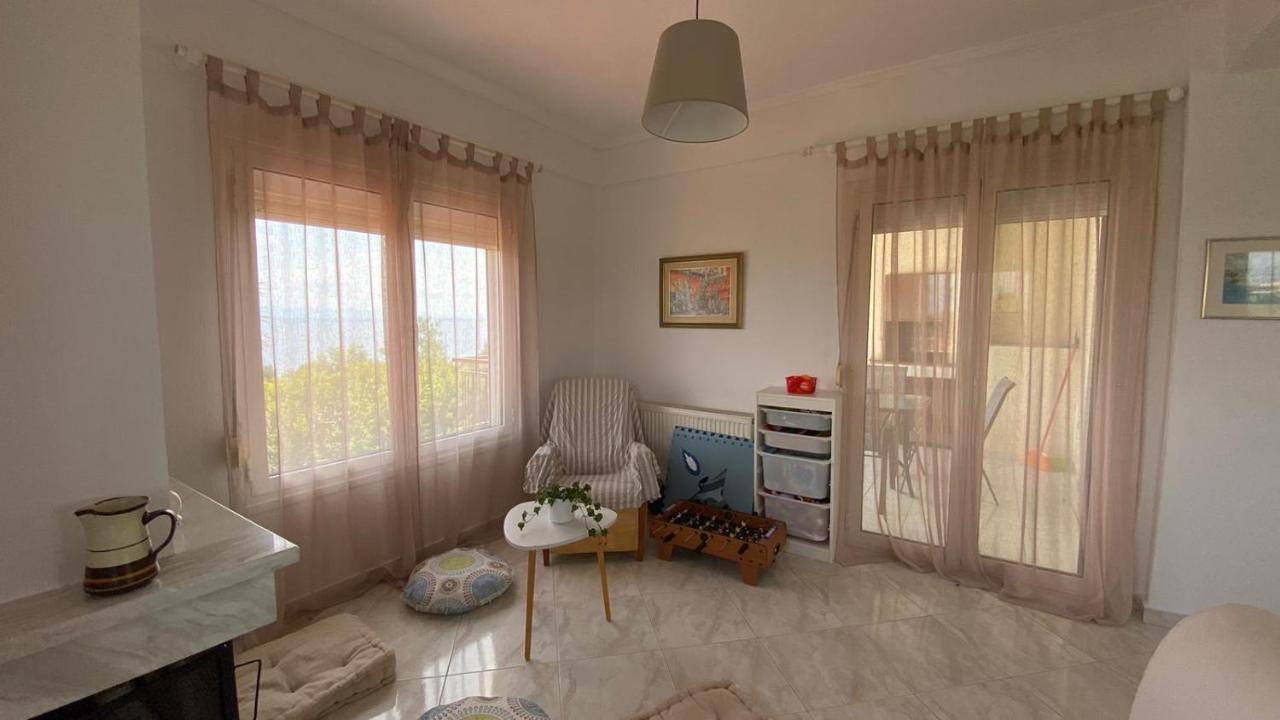 شقة Amazing Sea View Loft, أفيتوس المظهر الخارجي الصورة