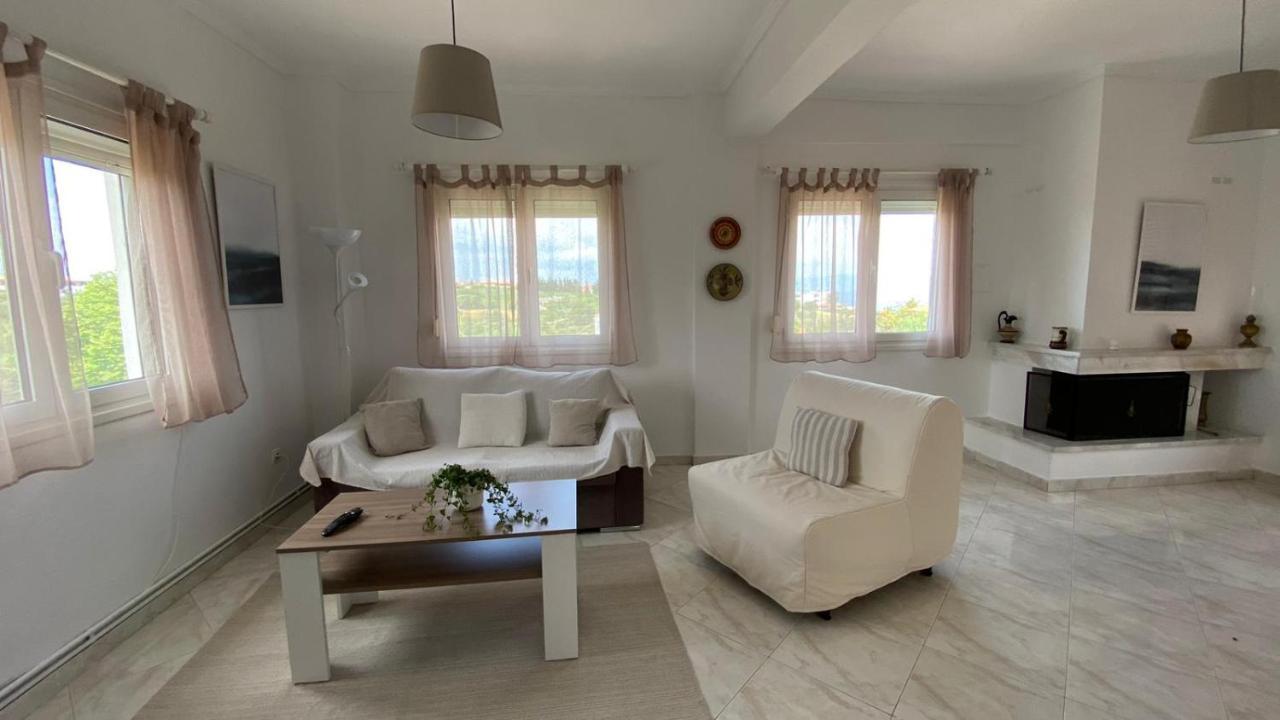 شقة Amazing Sea View Loft, أفيتوس المظهر الخارجي الصورة