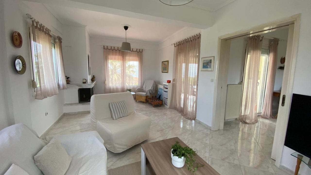شقة Amazing Sea View Loft, أفيتوس المظهر الخارجي الصورة